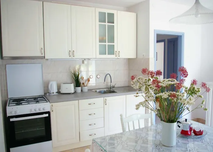 Apartment, Two Bedrooms * וויס
